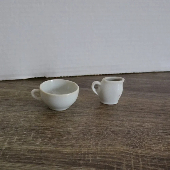 Vtg Play Teacup  and Creamer - Picture 6 of 6